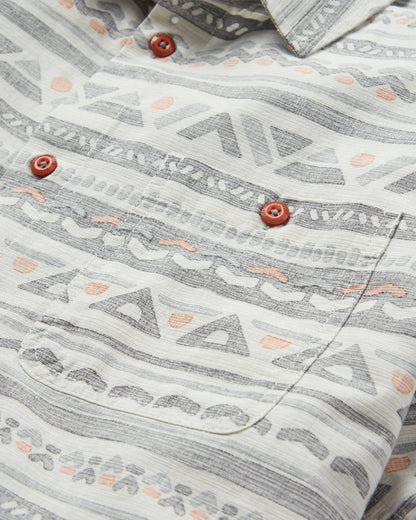 Chill Textured Short Sleeve Shirt - Geo Track Storm Grey - Flatlay