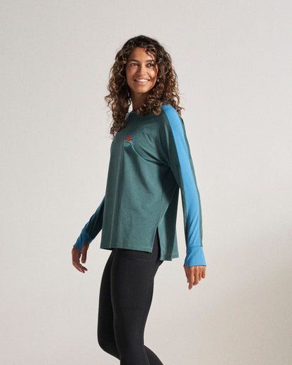 Chase The Light Drirelease® Active LS T-Shirt - Deep Ocean - Studio Model