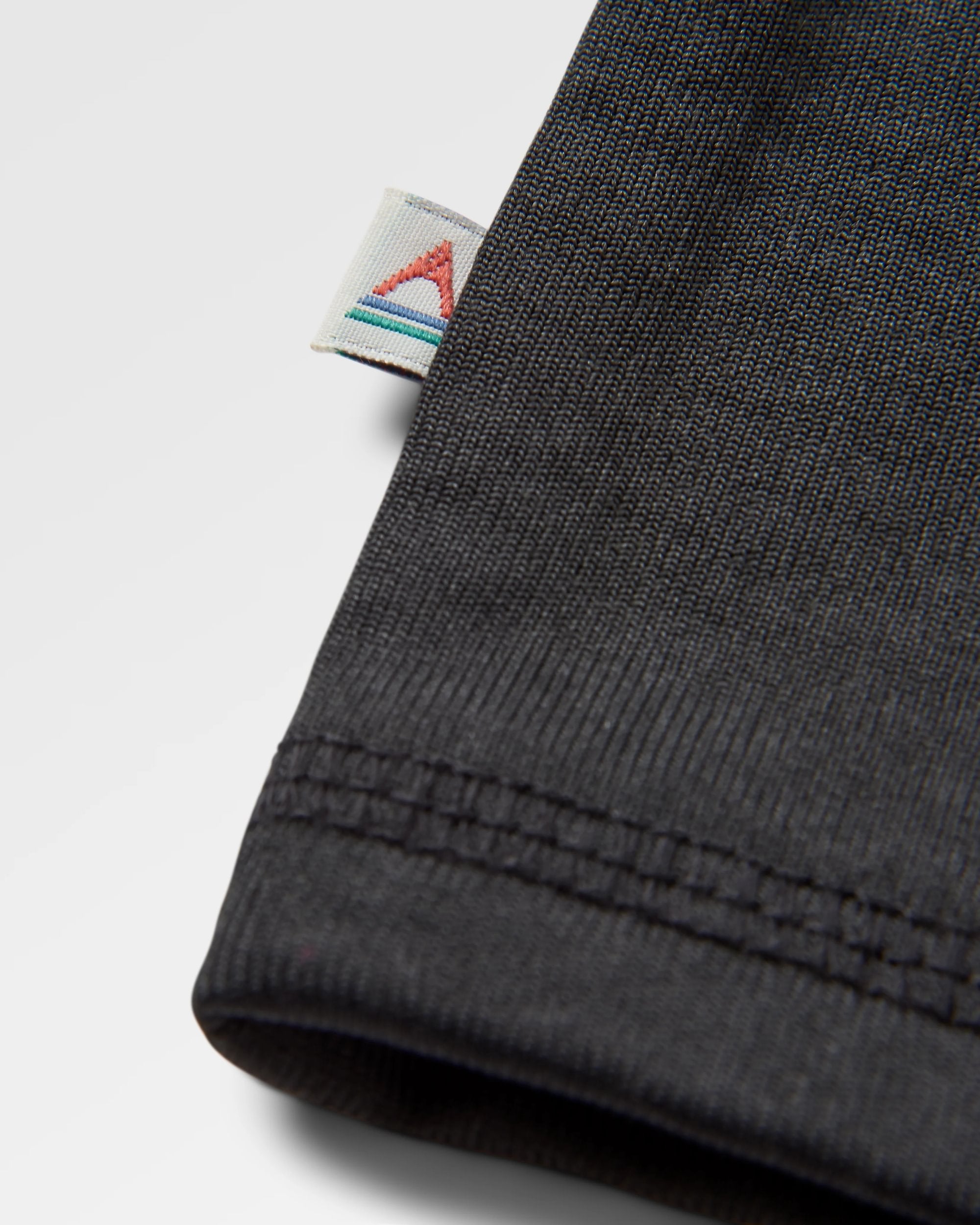 Alpine Recycled Base Layer LS T-Shirt - Black - Flatlay