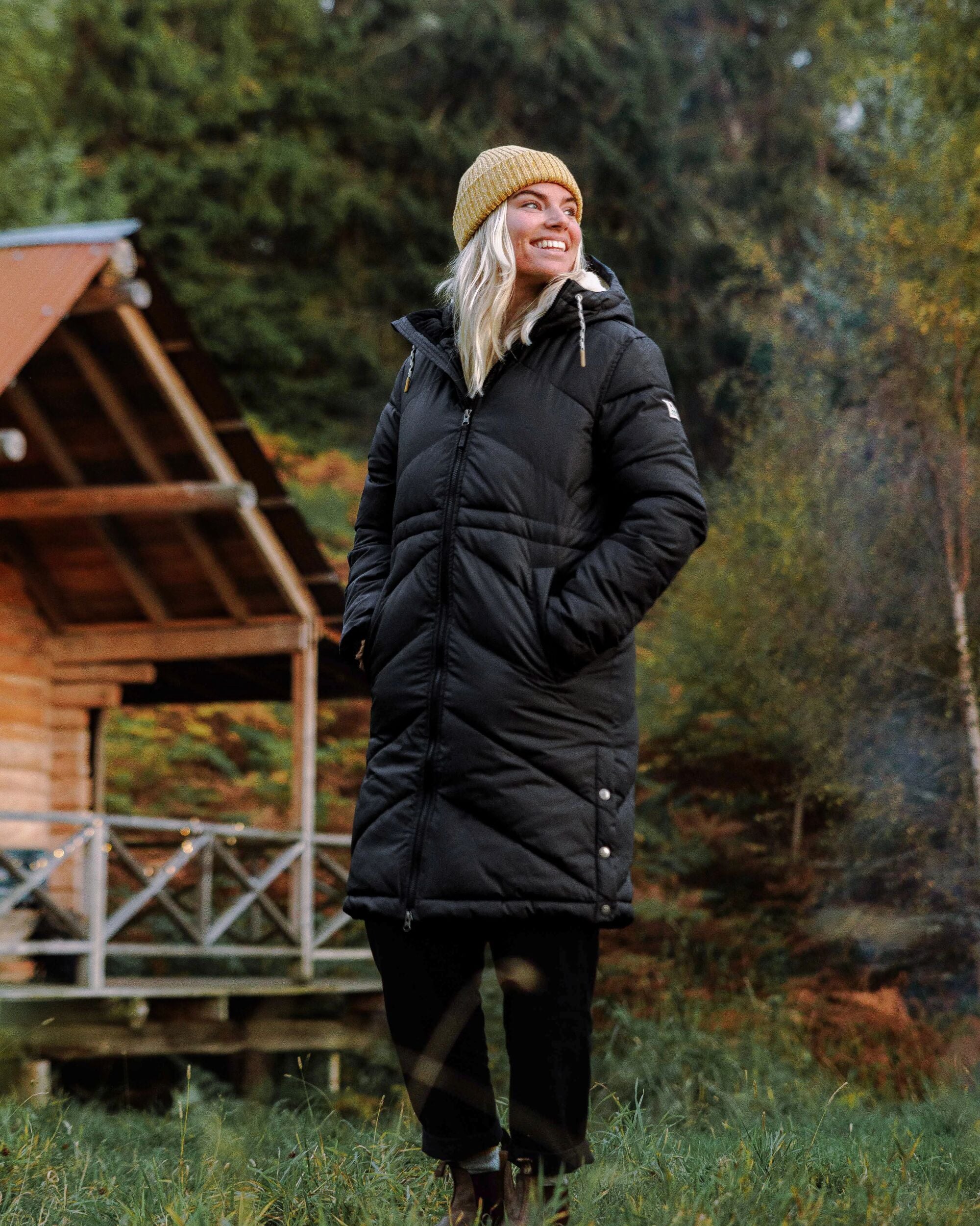 Kinsey Recycled Jacket - Phantom Black - Lifestyle