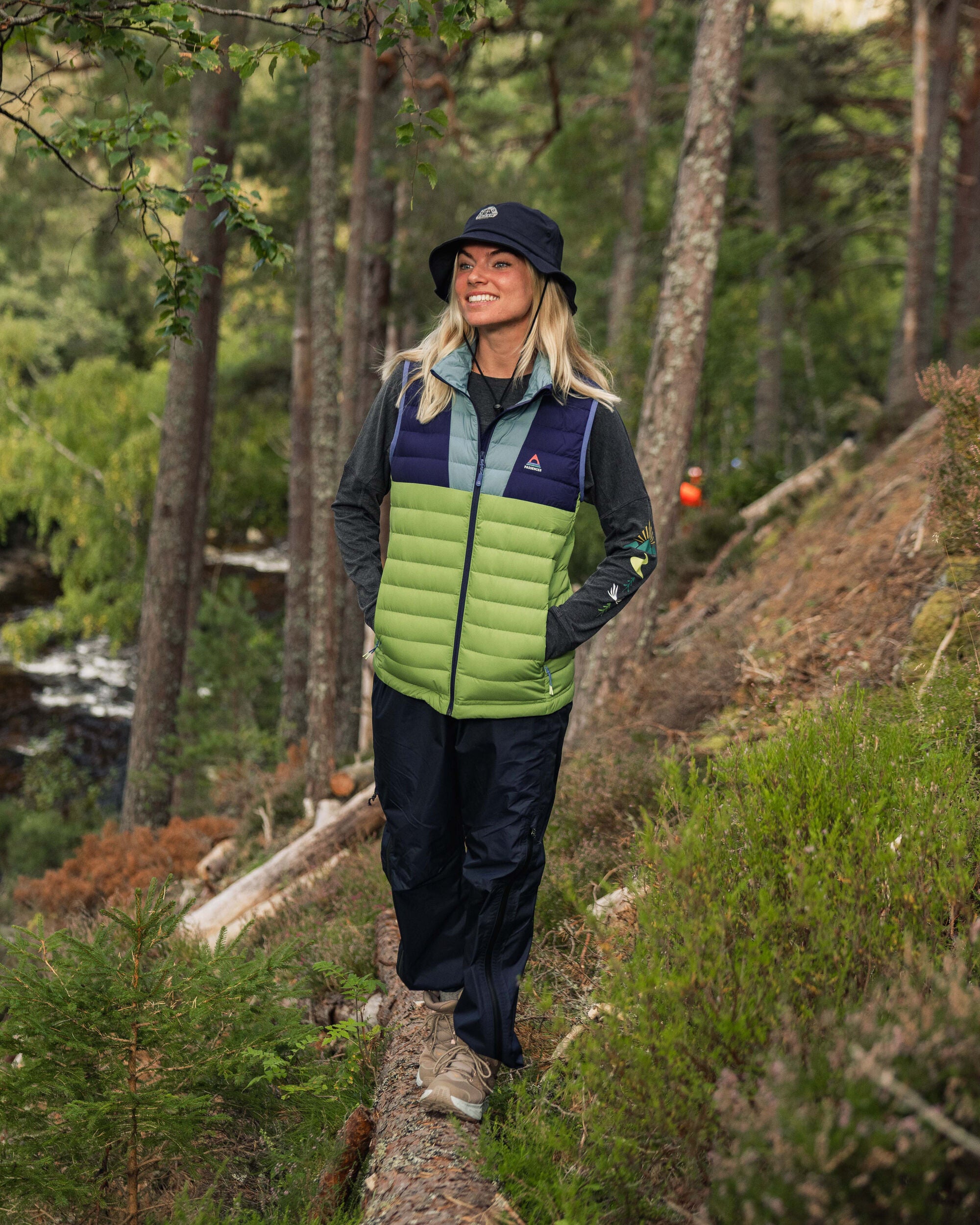 Northstar Down Recycled Gilet - Rich Navy/Pear Green/Arctic - Lifestyle
