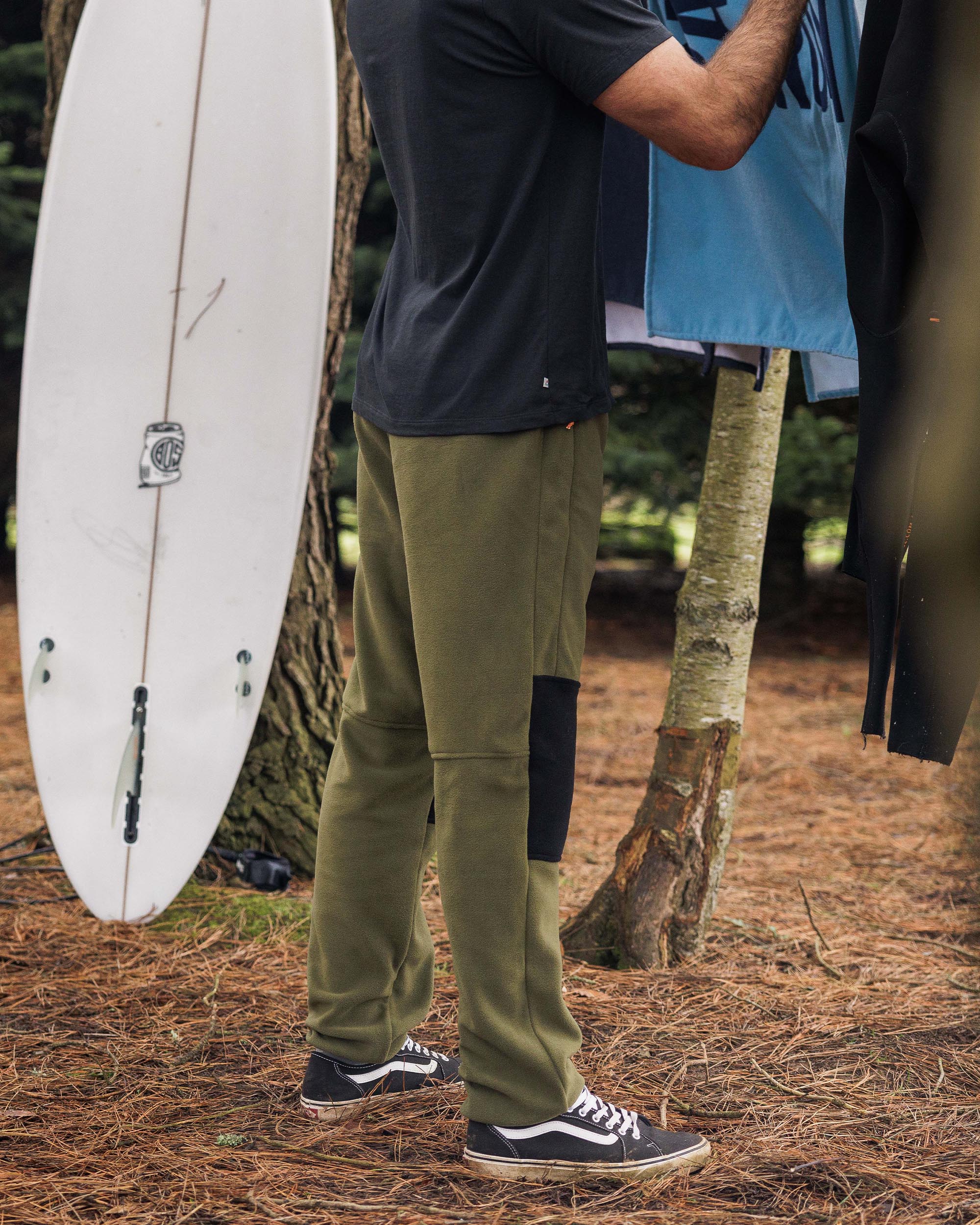 Set off Recycled Polar Fleece Jogger - True Black/ Khaki - Lifestyle