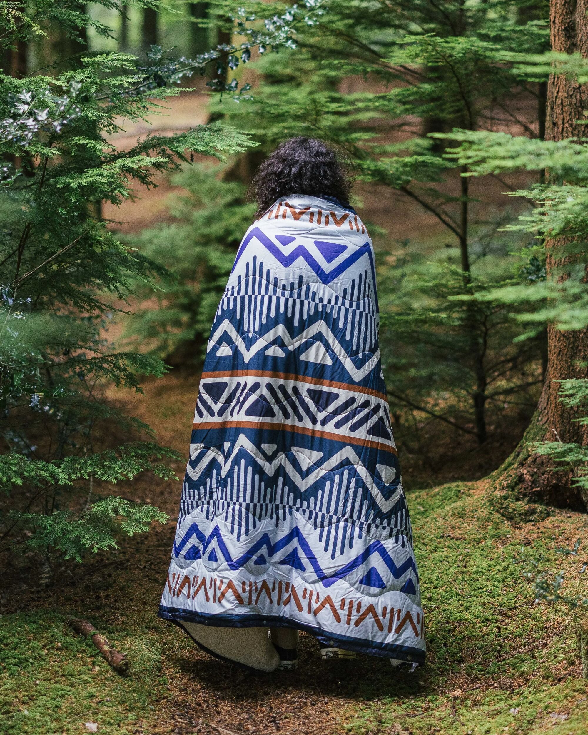 Cabin Recycled Sherpa Blanket - Mountain Geo Grey Blue - Lifestyle