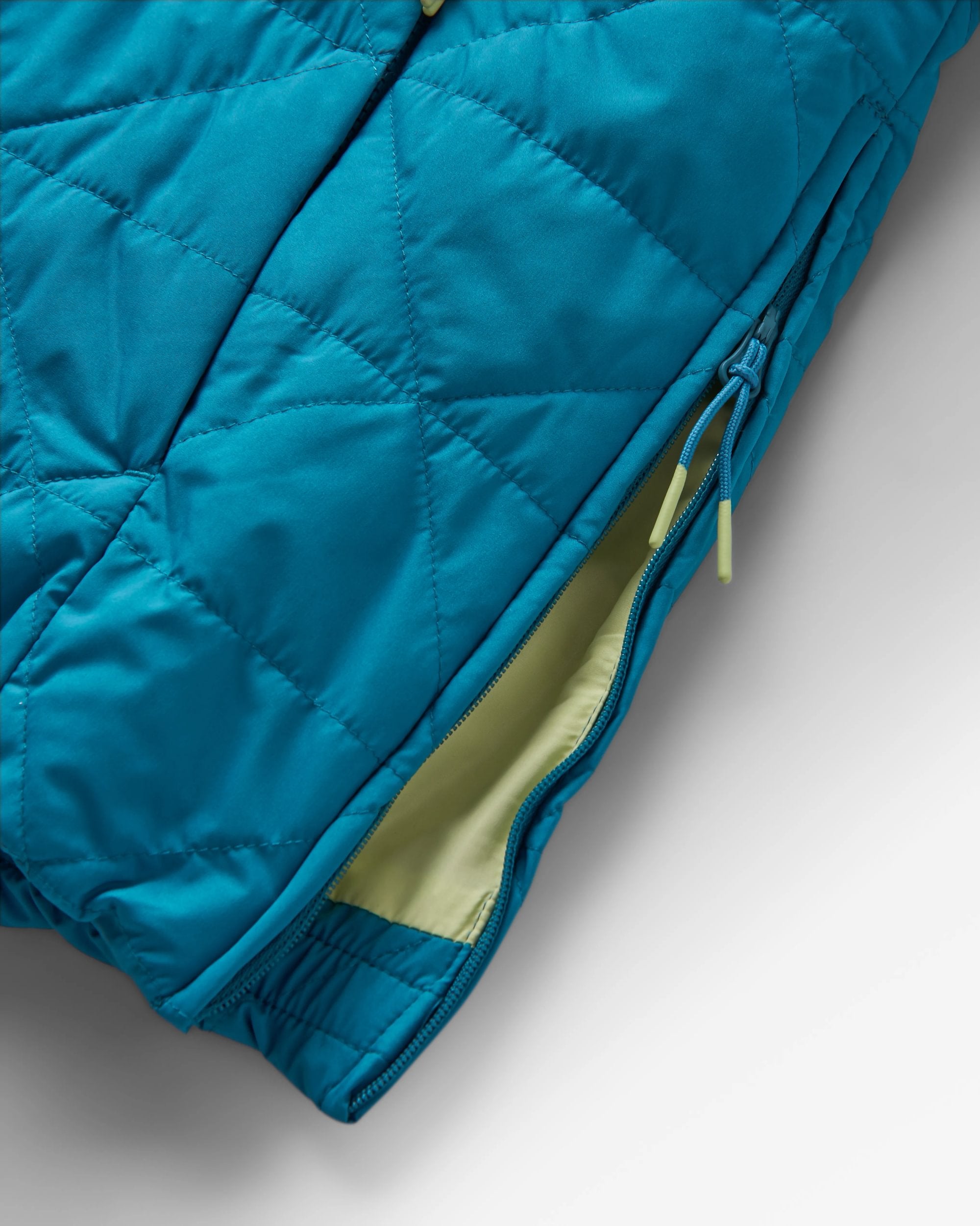 Trace Recycled Thermore® Insulated Jacket - Greenlake - Flatlay