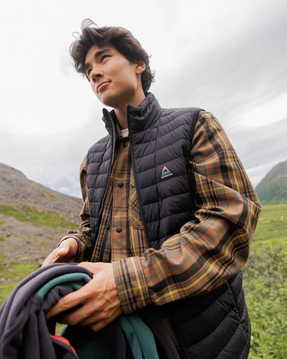 Ashland Down Gilet - Black - Lifestyle