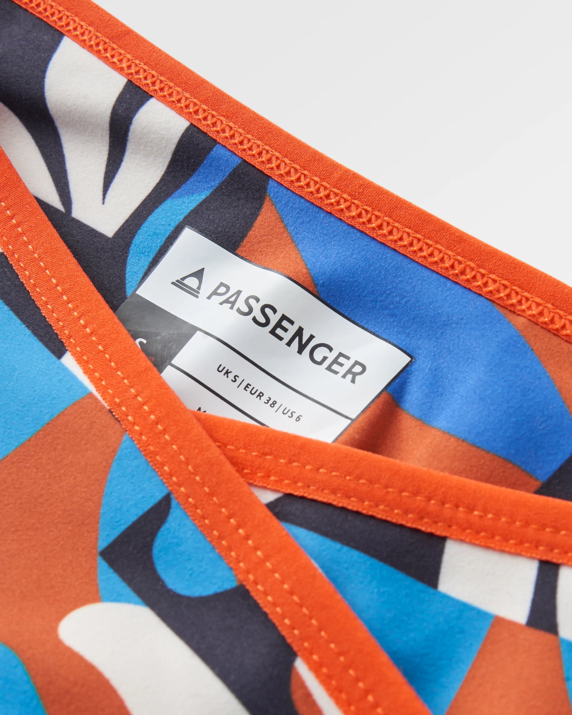 Mantra Recycled Active Short - Mountain Foliage Blue - Flatlay