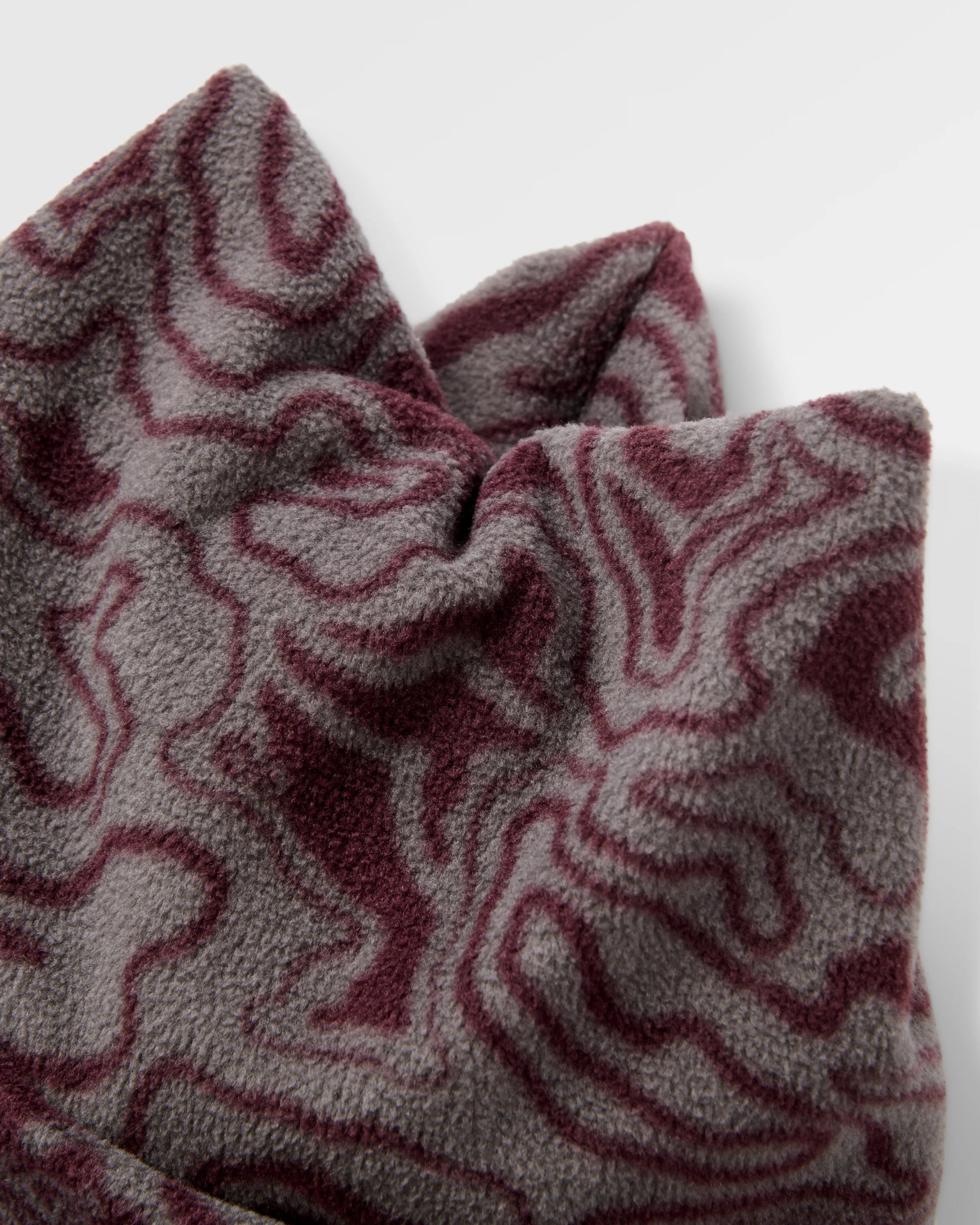 West Fleece Beanie - Strata Swirl Brambleberry - Flatlay