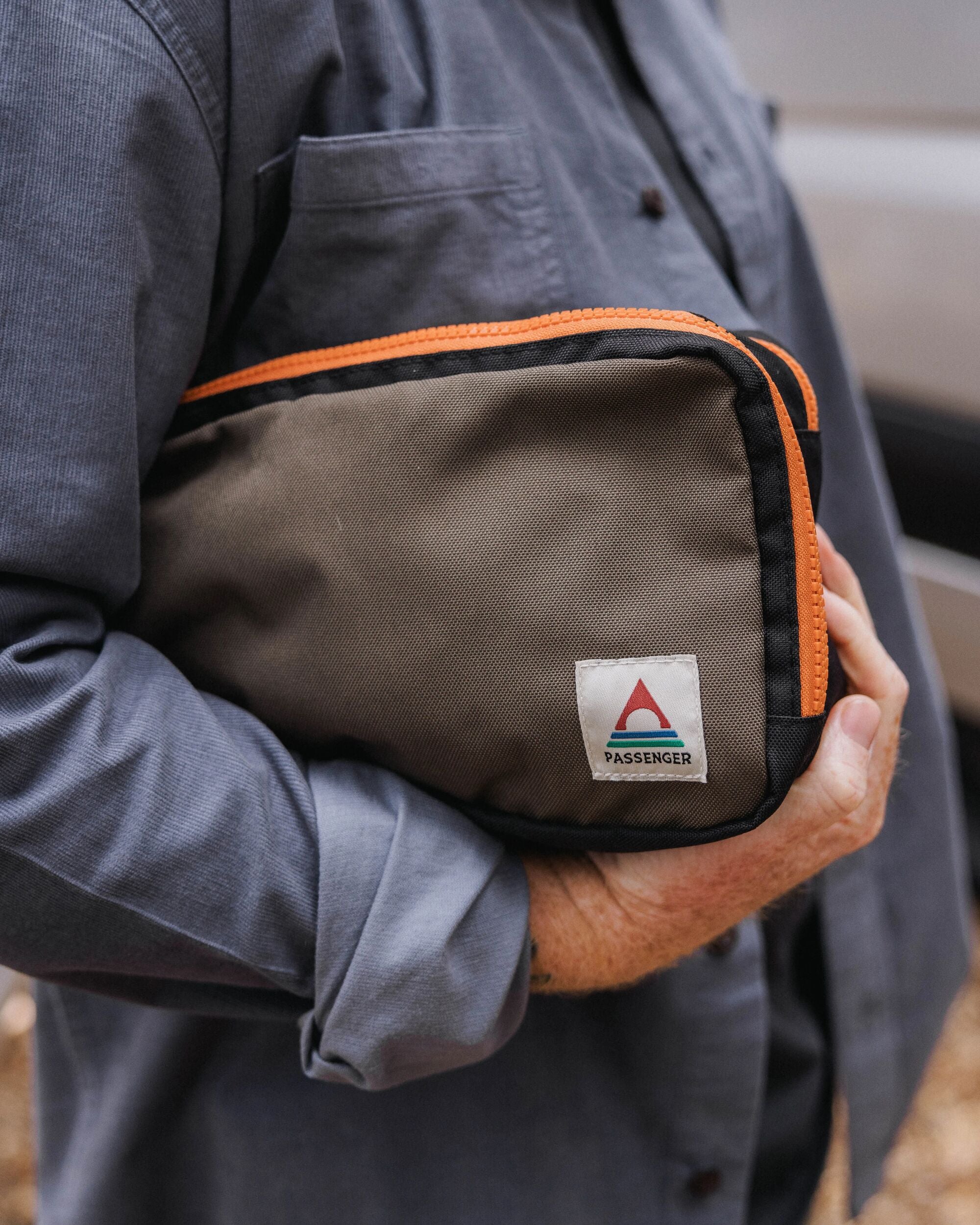 Travel Recycled Wash Kit - True Black/ Khaki - Lifestyle - Male