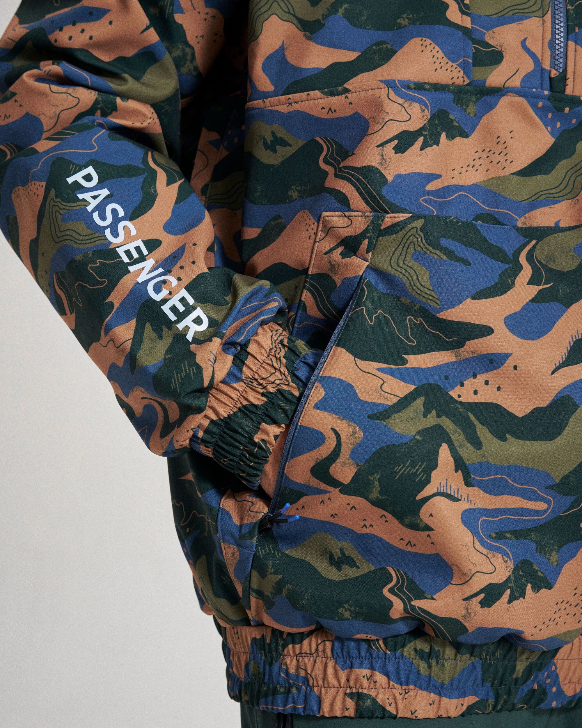 Snowscape Men's Recycled Softshell Pullover - Adventure Dark Fern - Studio Model