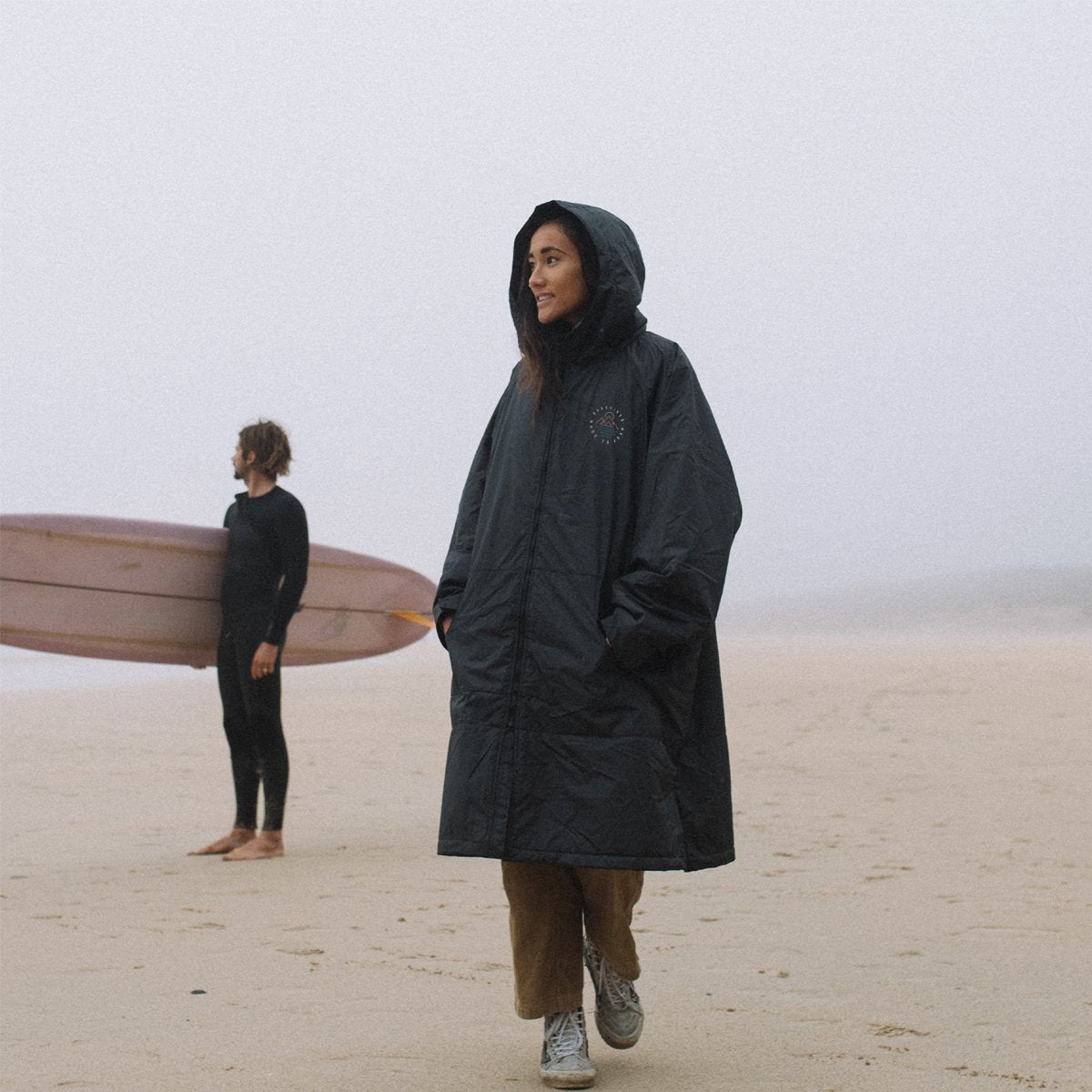 Escapism Recycled Towel Lined Changing Robe - Black - Lifestyle - Female