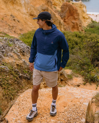 Roamer Light Softshell Anorak - Blue Navy/Marine Blue - Lifestyle