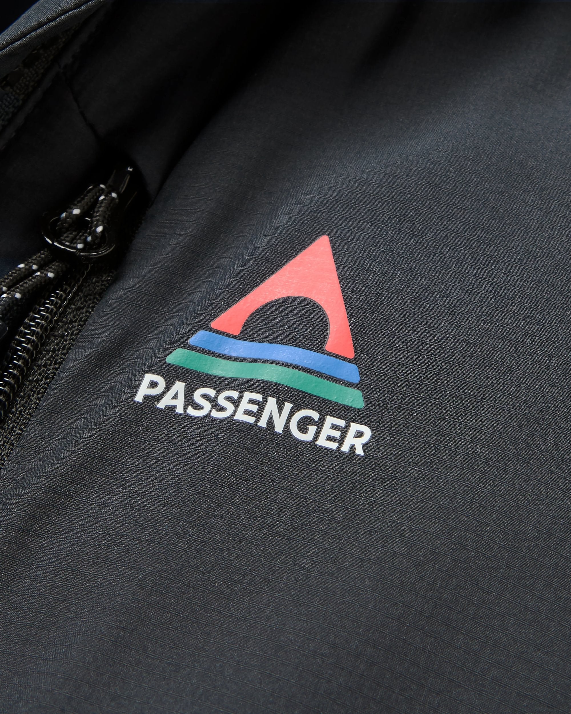 Shasta Lightweight Recycled Thermore® Hoodless Jacket - Black - Flatlay