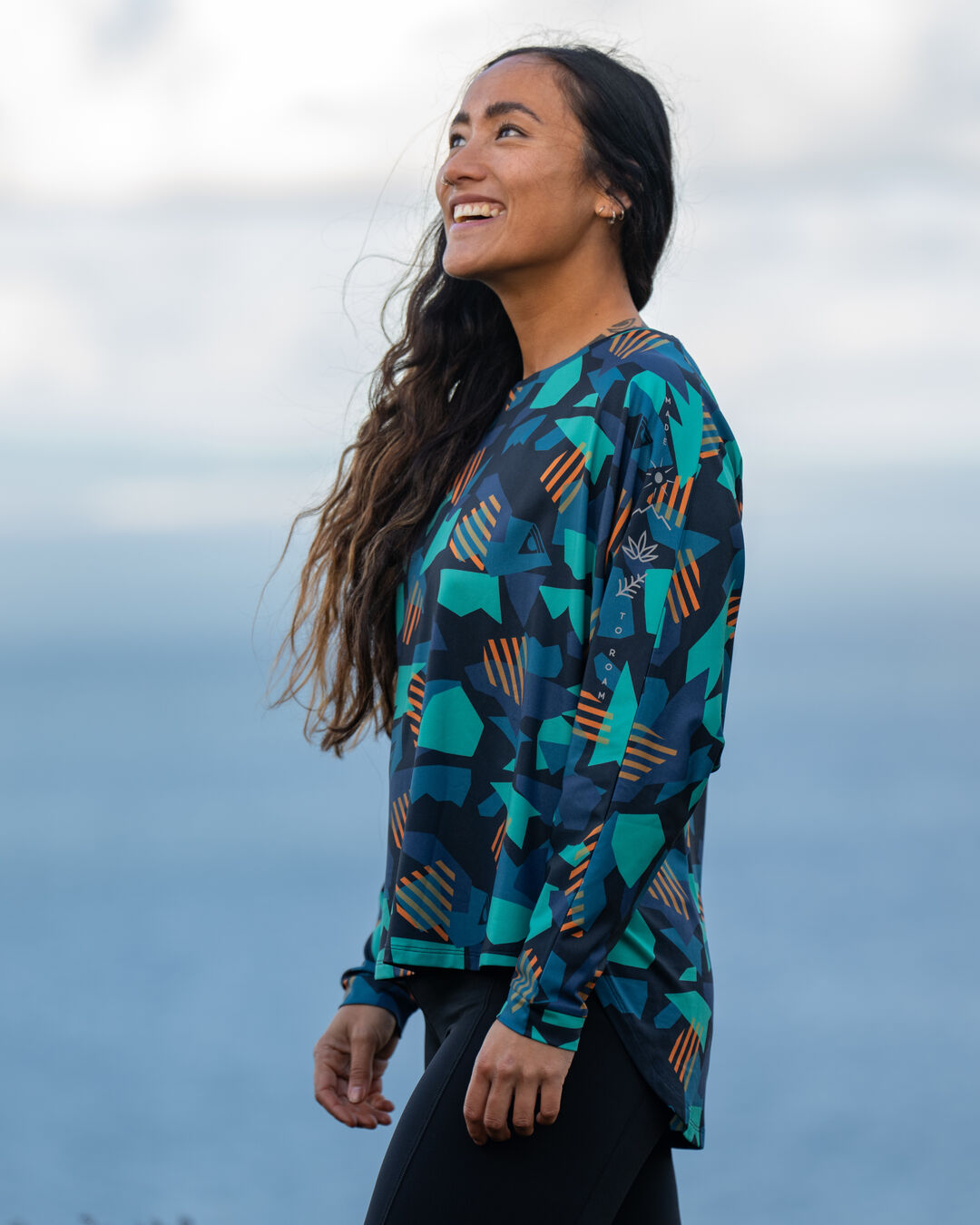 Hatha Recycled Active Top - Deep Navy Camo - Lifestyle