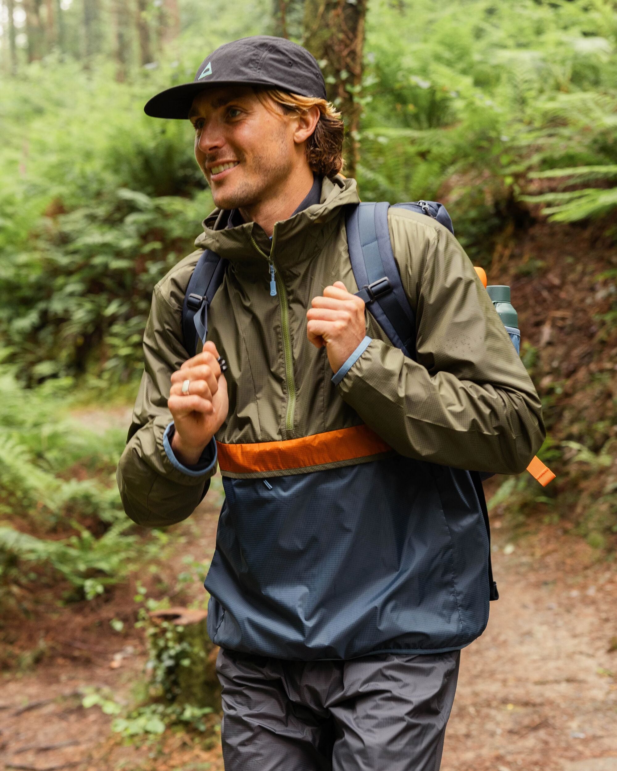 Gusto Recycled Windshell Anorak - Khaki/Dark Denim - Lifestyle