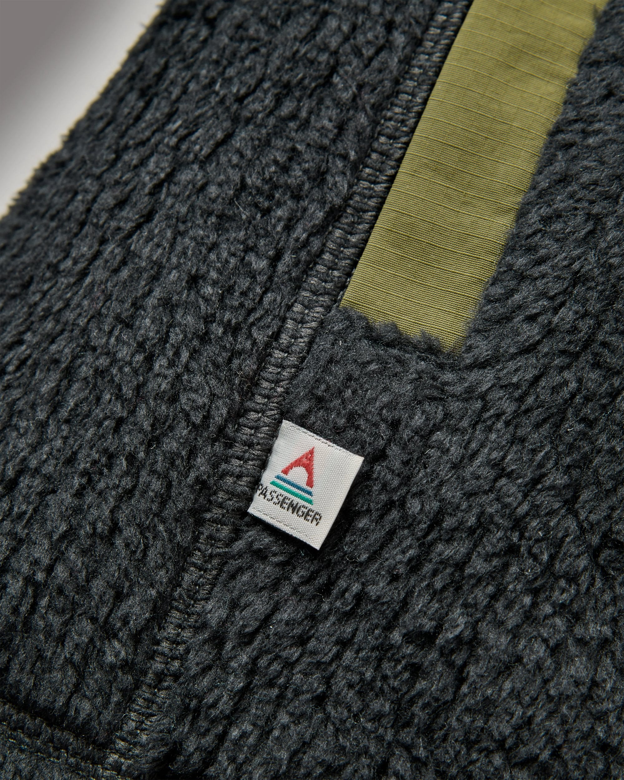 Venturescape Men's Recycled Fleece - Black/Khaki - Flatlay