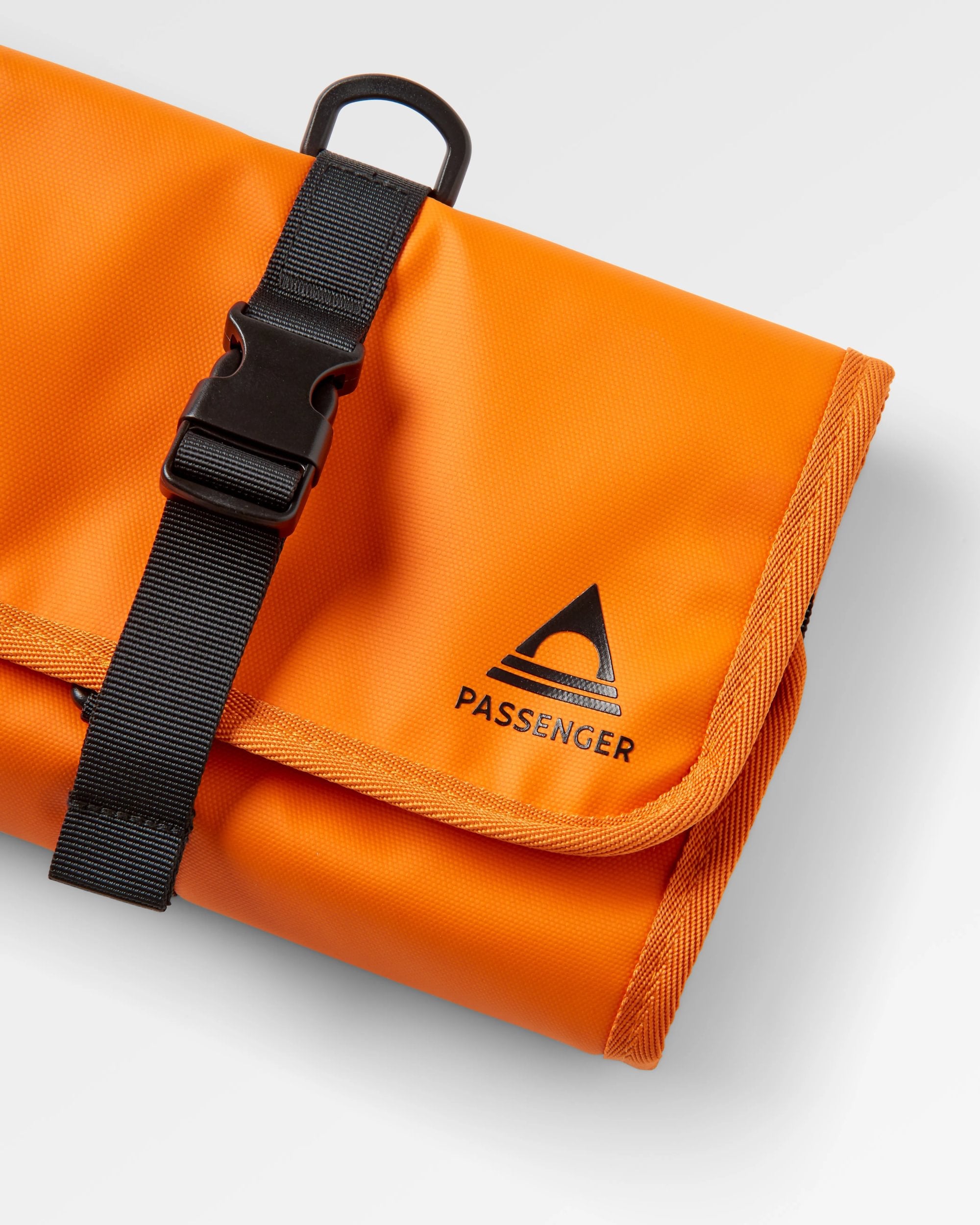 Drop Recycled Wash Kit - Sunrise Orange - Flatlay