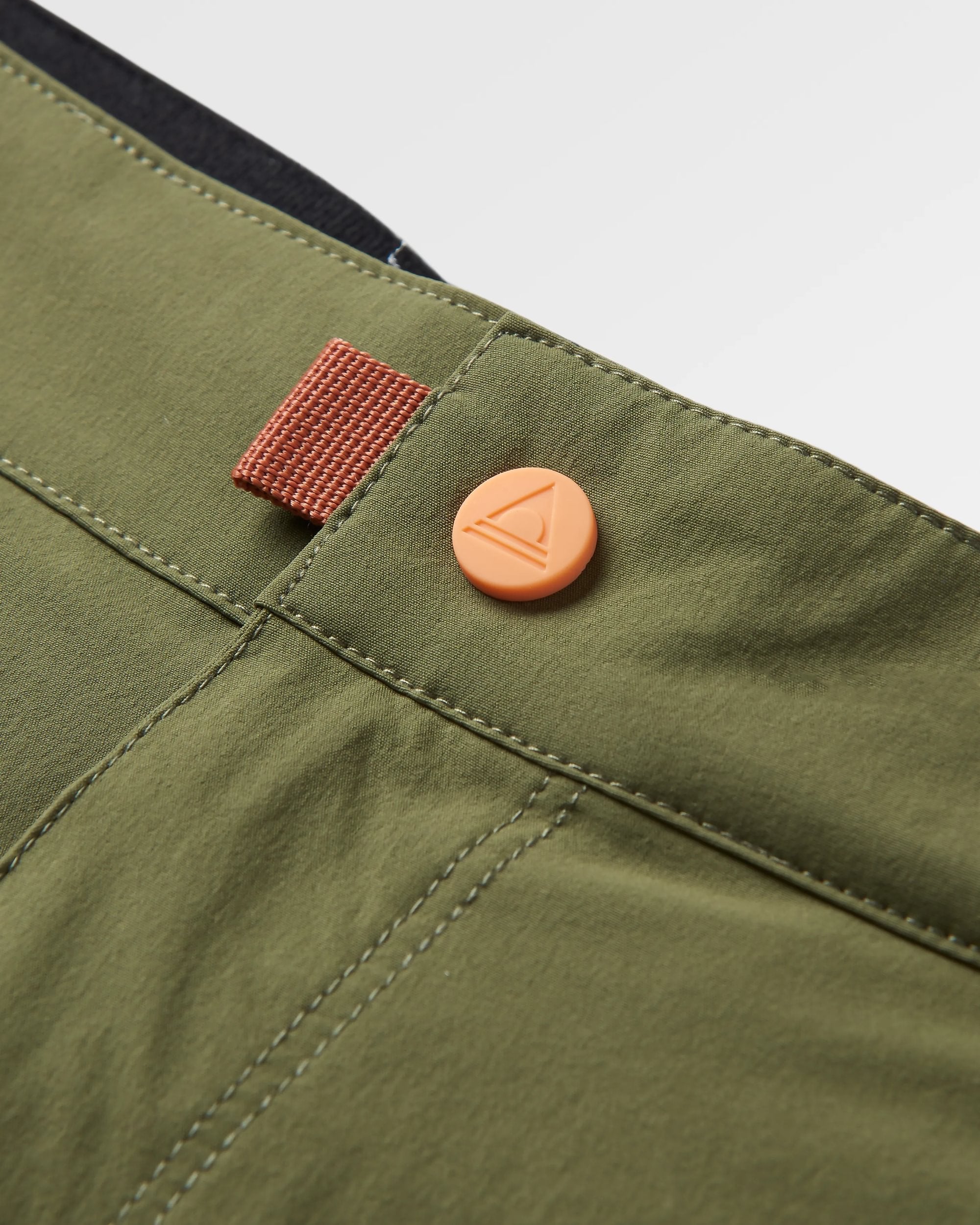 365 Trail Short - Khaki - Flatlay