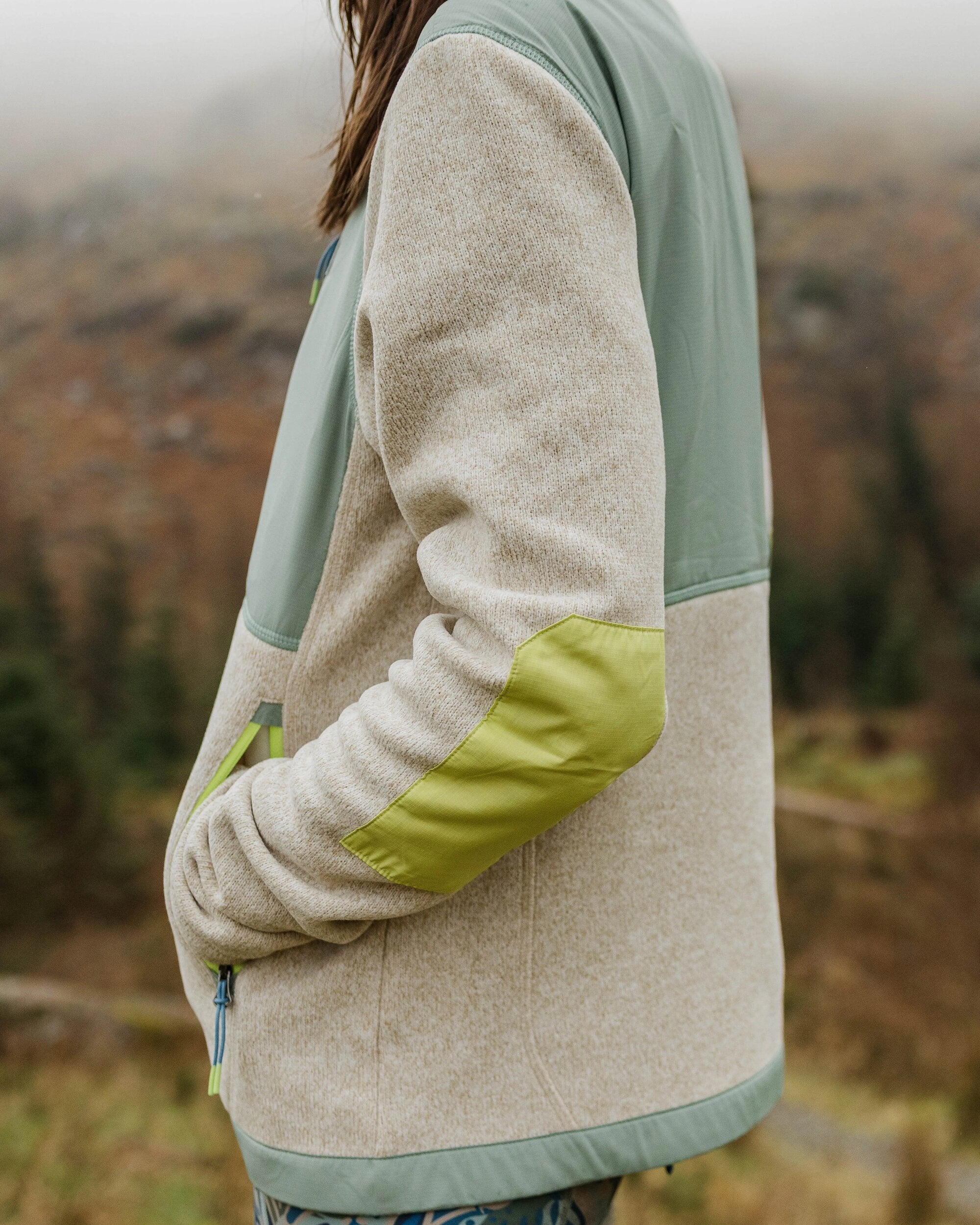 Women's Wilder Recycled Polartec® Fleece - Birch Marl - Lifestyle