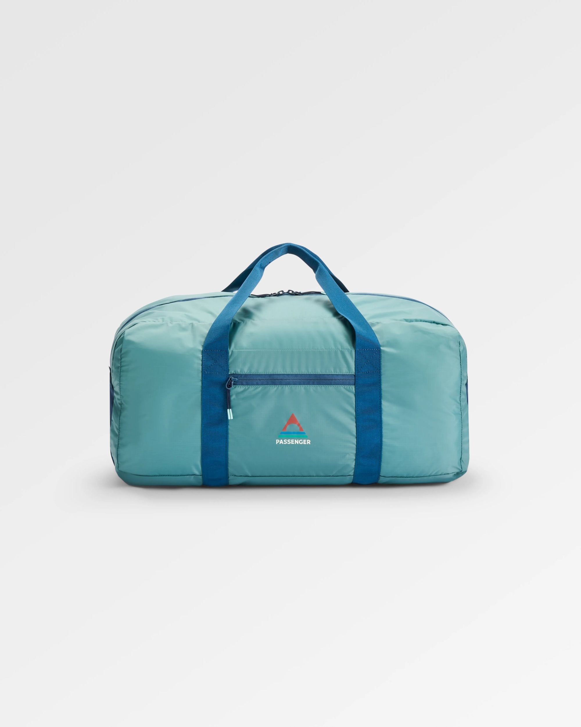 Trail Light 40L Duffel Bag - Arctic - Flatlay