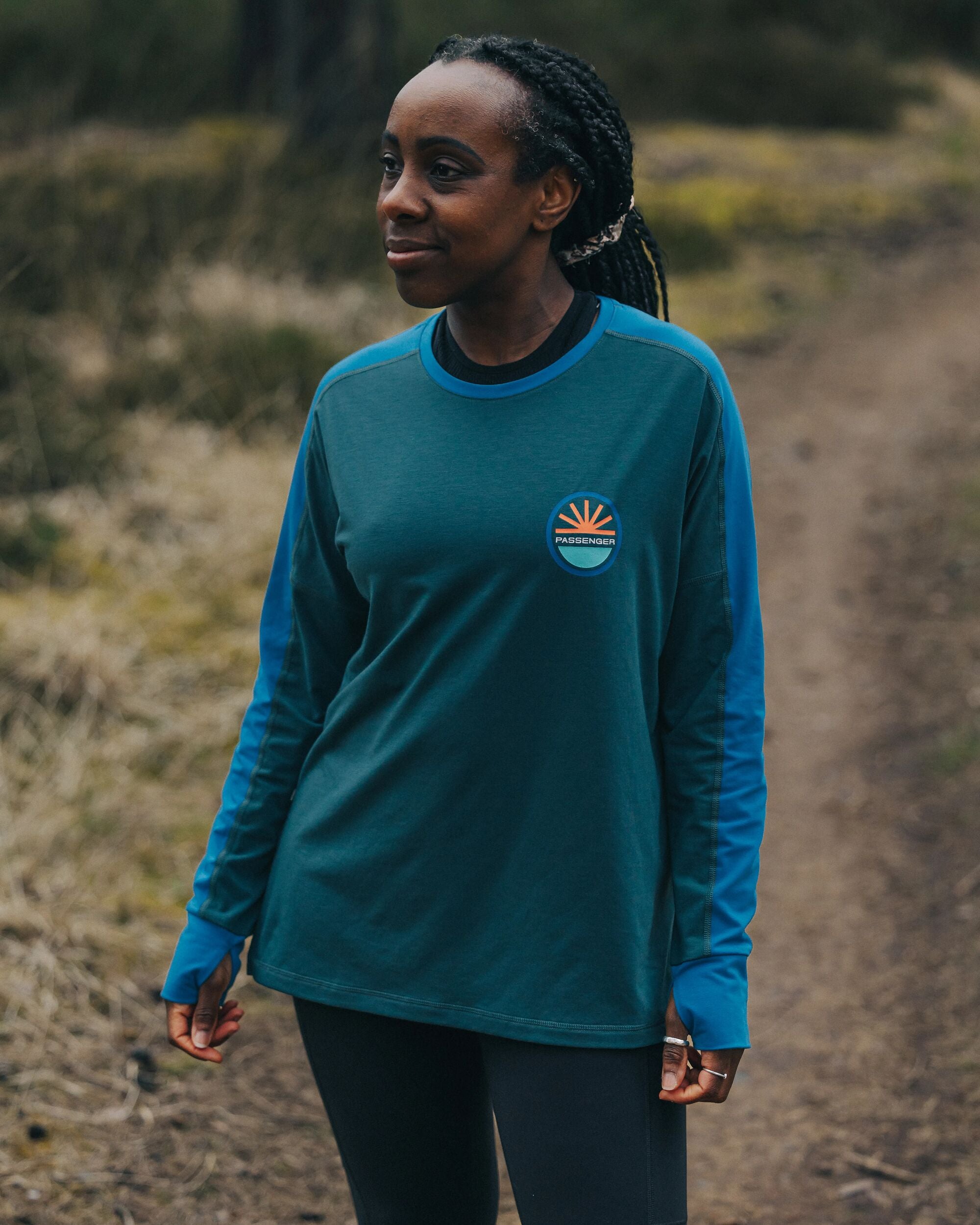 Chase The Light Drirelease® Active LS T-Shirt - Deep Ocean - Lifestyle