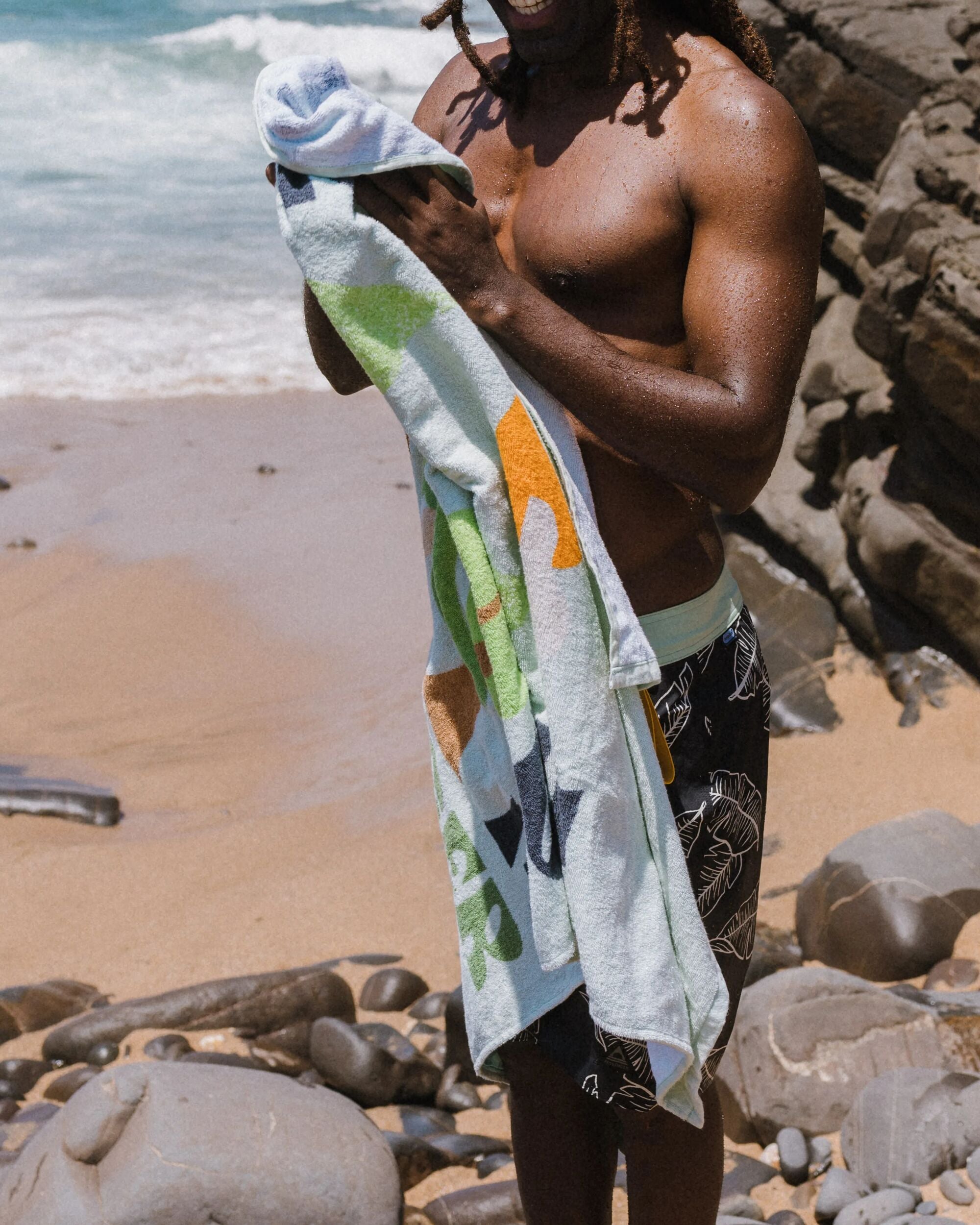 Tideline Organic Cotton Beach Towel - Spearmint - Lifestyle - Male
