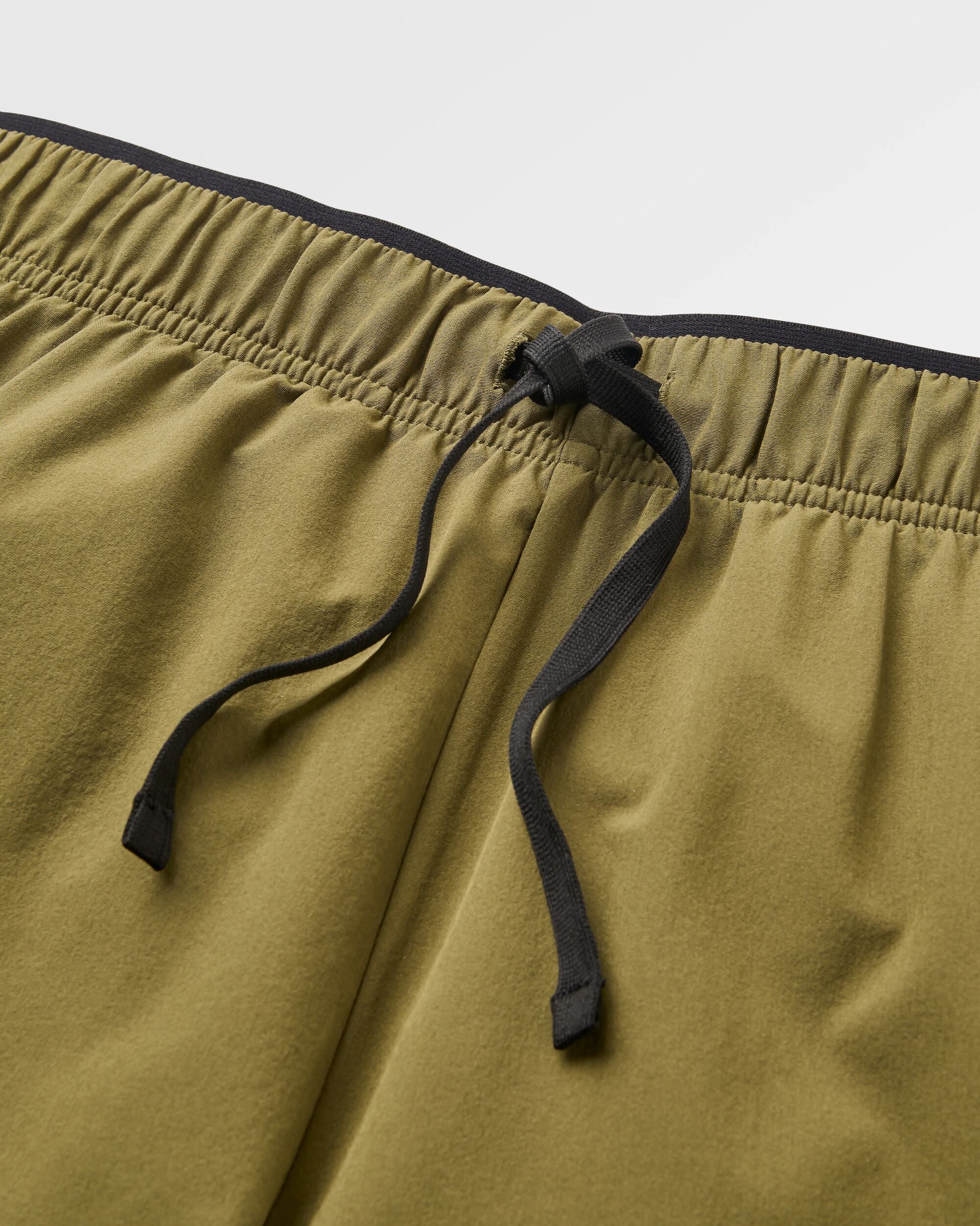 Swift Trail Short 7" - Khaki - Flatlay