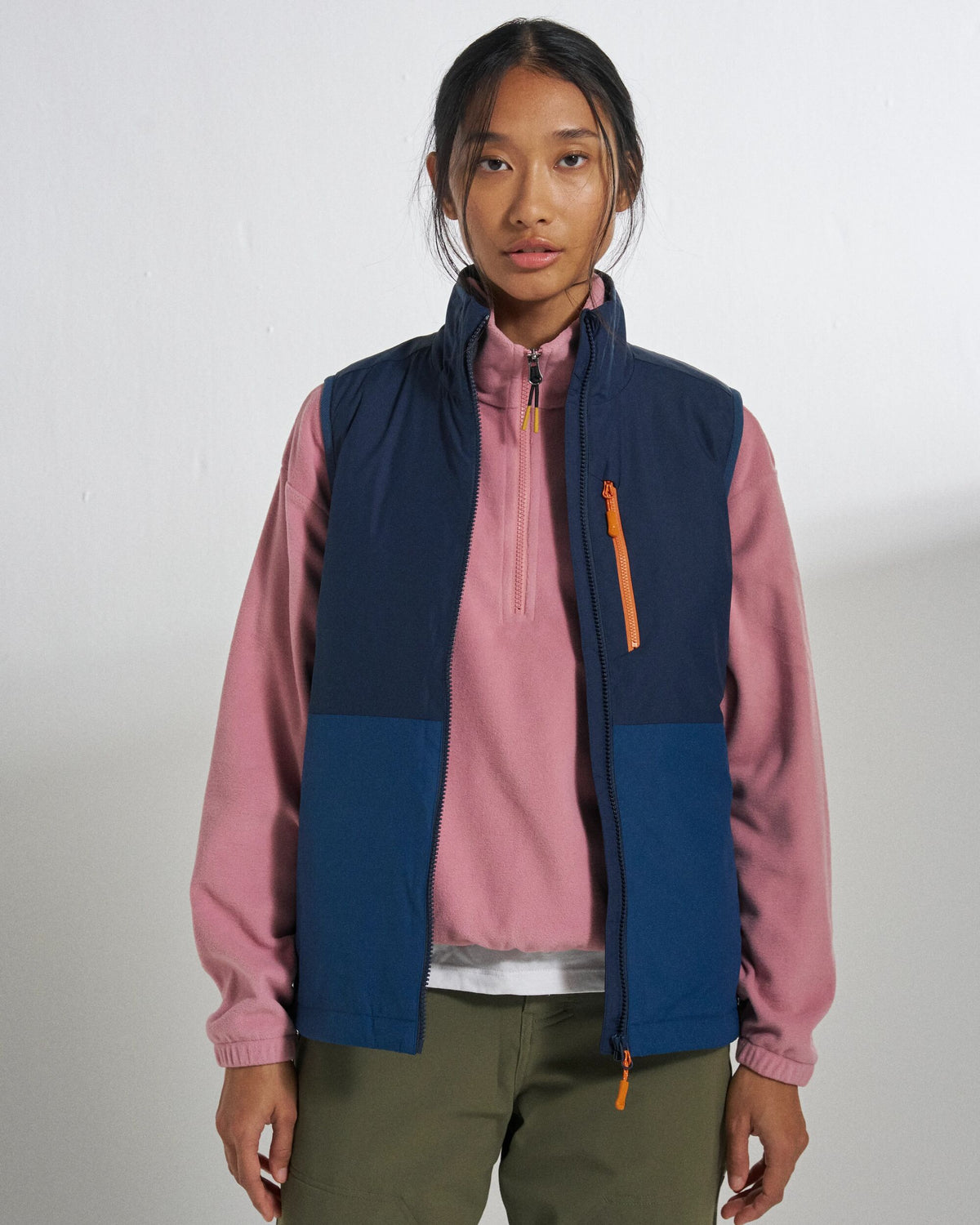 Shasta Lightweight Thermore® Insulated Vest - Rich Navy/Dark Denim - Studio Model