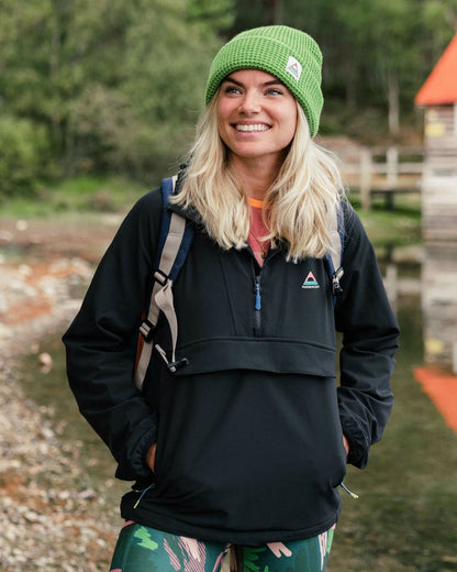 Ocean Recycled Softshell Anorak - Black - Lifestyle