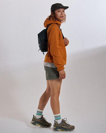 Women's Trailscape Lightweight Insulated Jacket - Retro Orange - Studio Model