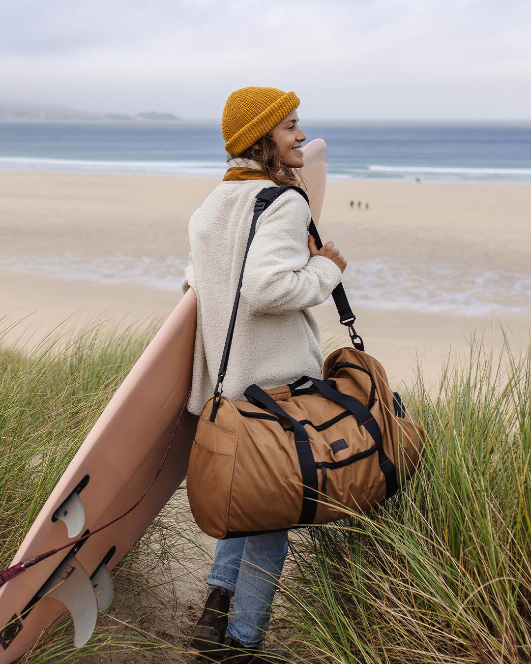 Womens_Weekender 58L Recycled Duffle Bag - Golden Brown