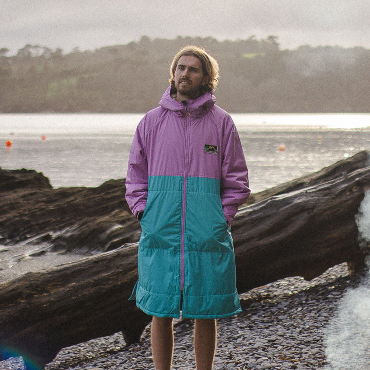 Male_Roaming Sherpa Lined Changing Robe - Viridian Green/Orchid