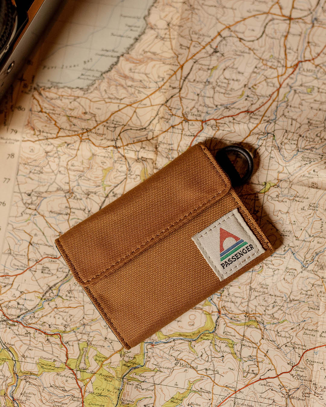 Pocket Wallet Golden Brown – Passenger